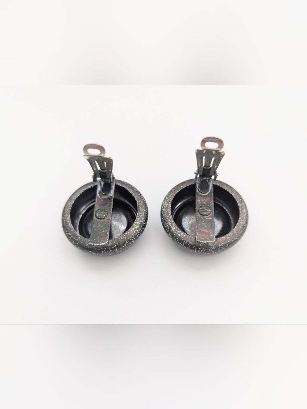 Unisex Black & Gun Metal Grey Clip-On Earrings w/Clear Reflective Crystal Center - Picture 5 of 7
